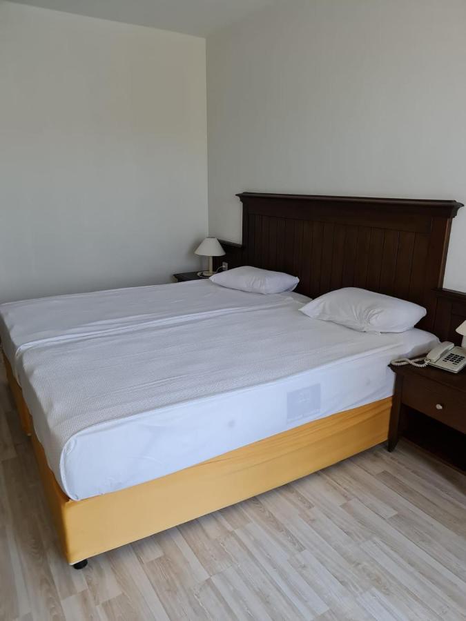 Side Palm D'Or Hotel Екстериор снимка