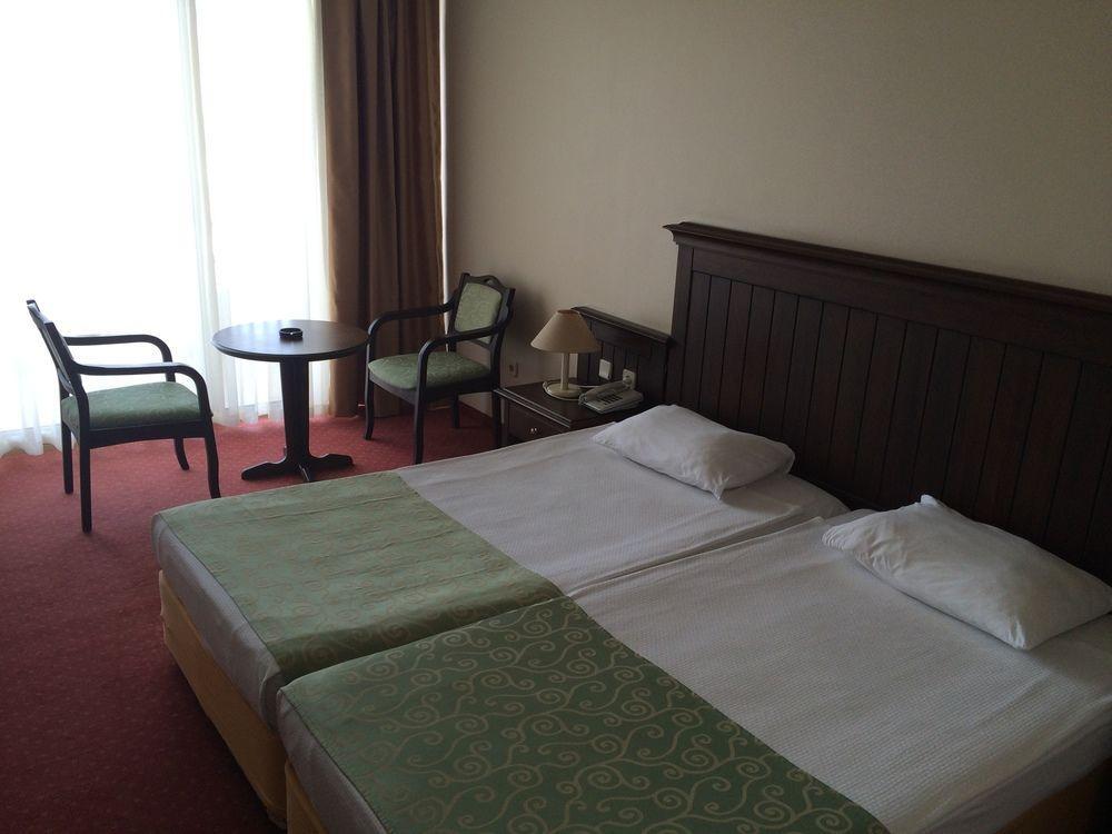 Side Palm D'Or Hotel Екстериор снимка